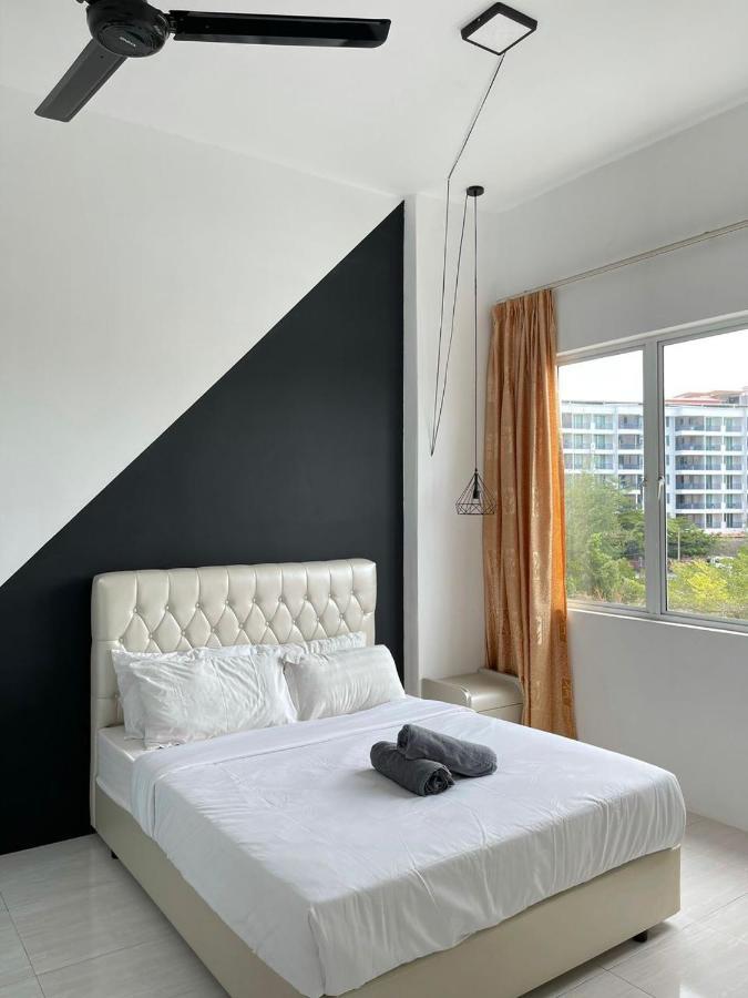 Simfoni Beliza Apartment With Roof Top Pool By Vintage Kuah Exterior foto