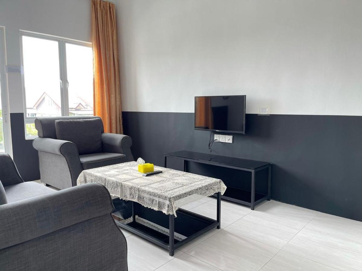 Simfoni Beliza Apartment With Roof Top Pool By Vintage Kuah Exterior foto